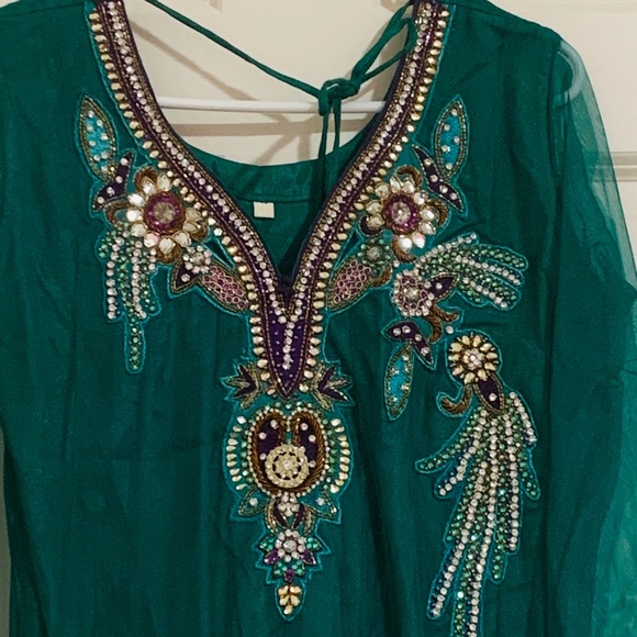 Anarkali suit - Picture 2 of 3
